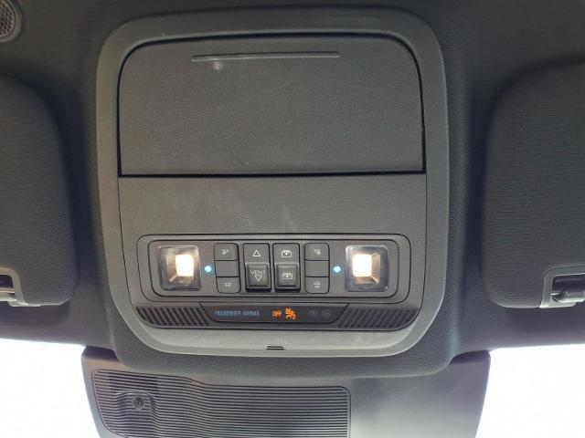 2022 Ford Explorer - $31,965