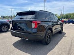 2024 Explorer Thumbnail 4