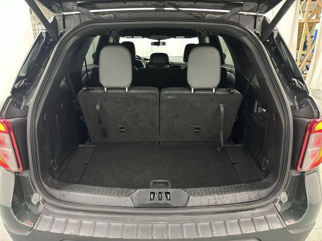 2022 Ford Explorer - $26,750