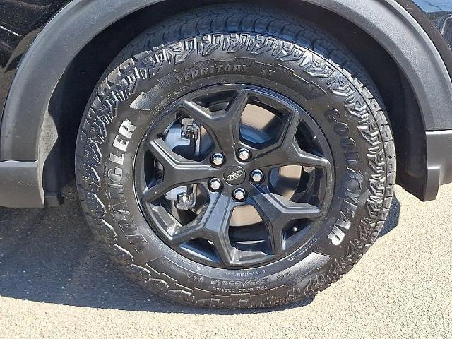 2022 Ford Explorer - $31,997