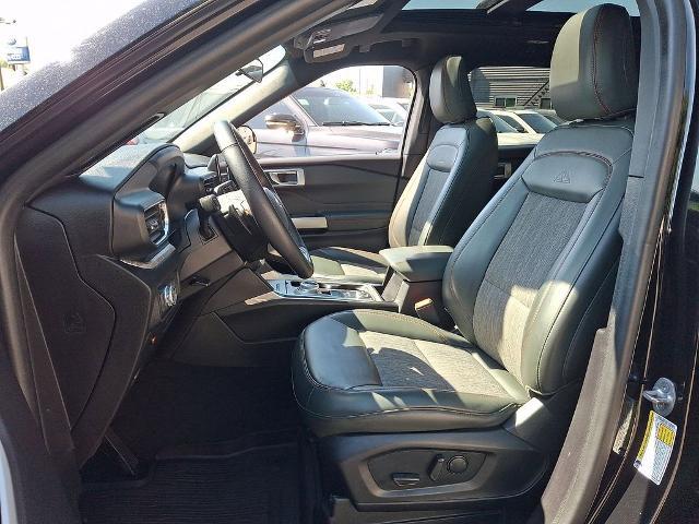 2022 Ford Explorer - $31,997