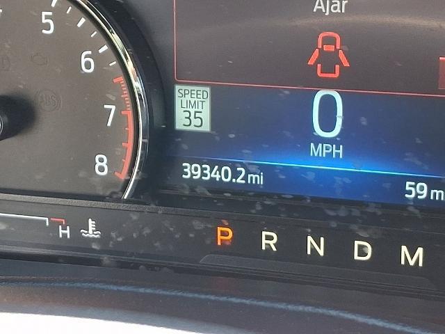2022 Ford Explorer - $31,997