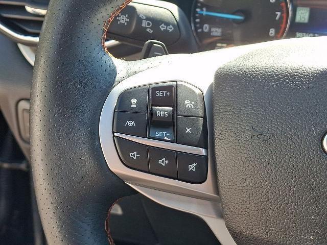 2022 Ford Explorer - $31,997