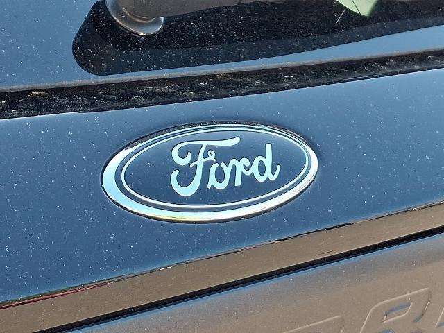 2022 Ford Explorer - $31,997
