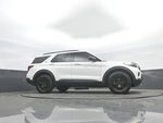 2023 Explorer Thumbnail 30