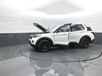 2023 Explorer Thumbnail 39