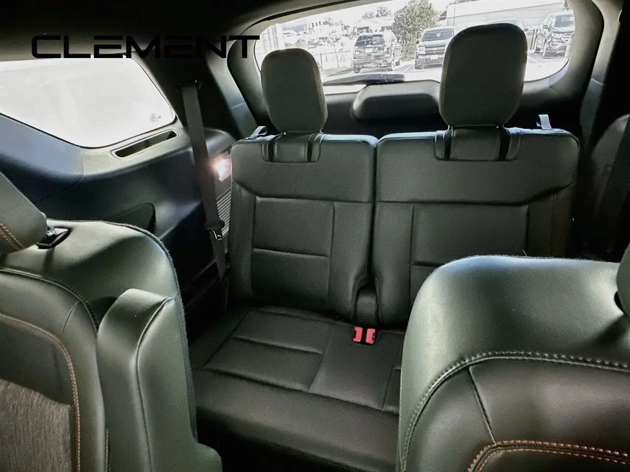 2022 Ford Explorer - $33,055