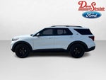 2022 Explorer Thumbnail 10