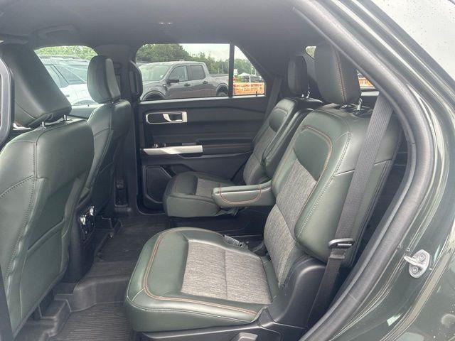 2022 Ford Explorer - $33,992