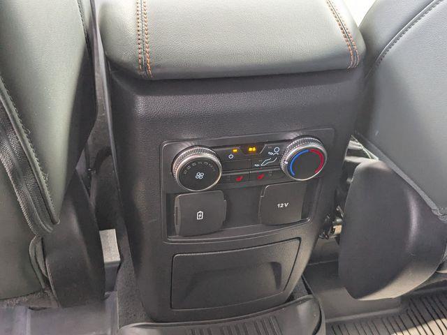 2022 Ford Explorer - $33,992