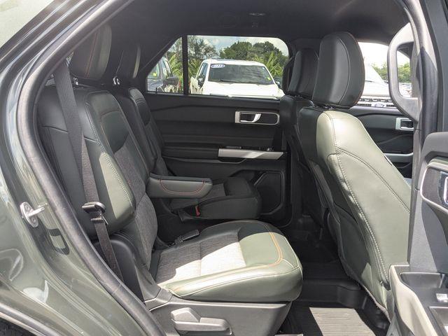 2022 Ford Explorer - $33,992
