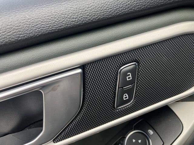2022 Ford Explorer - $32,136