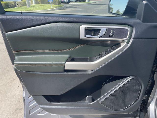 2022 Ford Explorer - $32,449