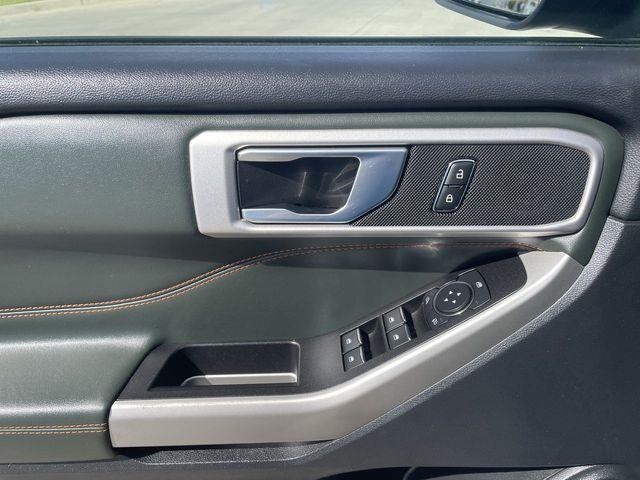 2022 Ford Explorer - $32,449