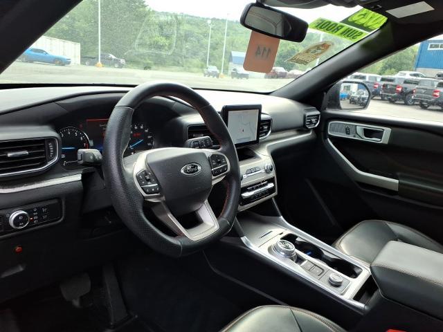 2023 Ford Explorer - $29,995