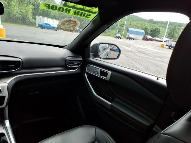 2023 Ford Explorer - $29,995