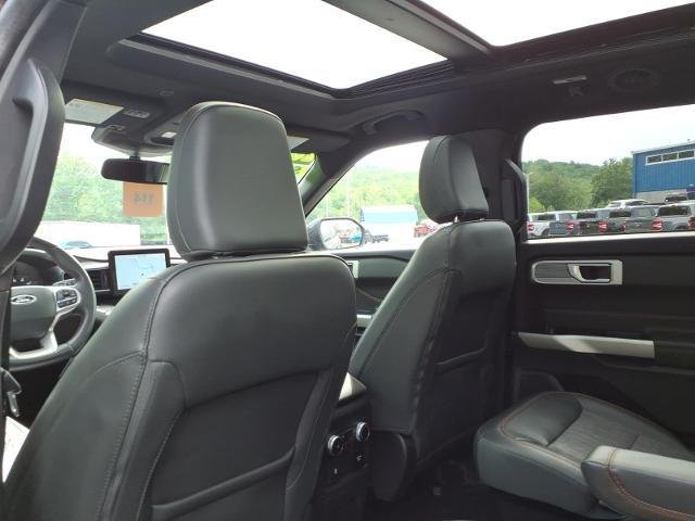 2023 Ford Explorer - $29,995