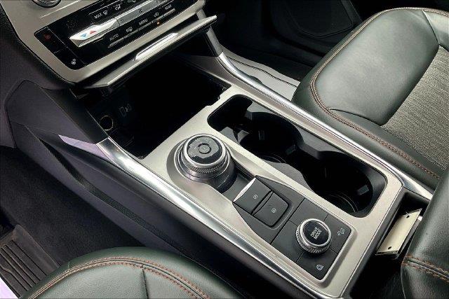 2022 Ford Explorer - $34,860