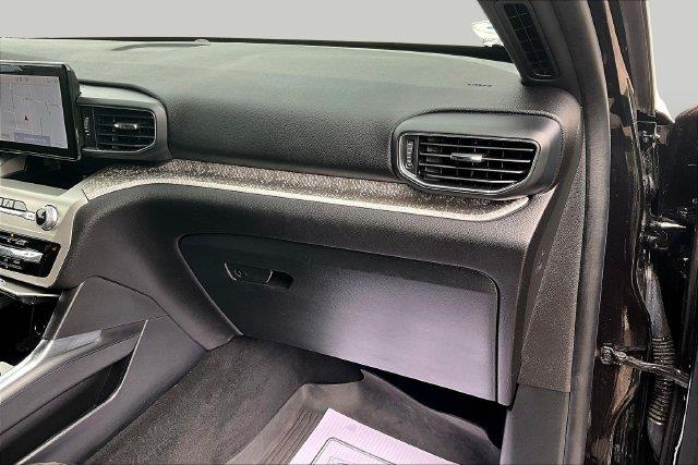 2022 Ford Explorer - $34,860