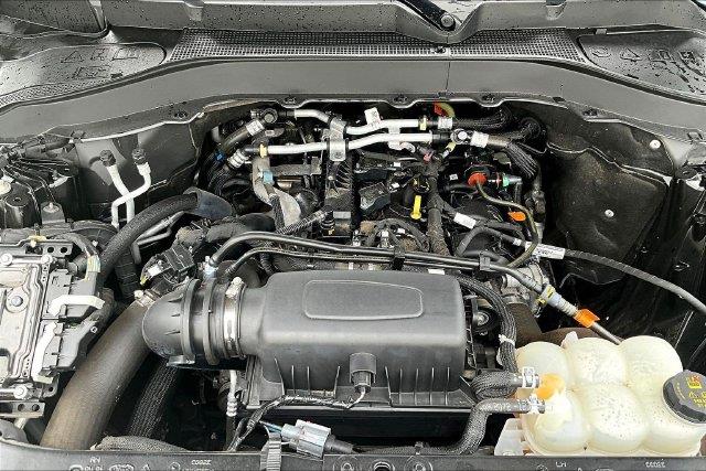 2022 Ford Explorer - $34,860