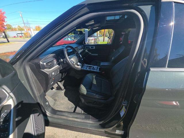 2022 Ford Explorer - $25,999