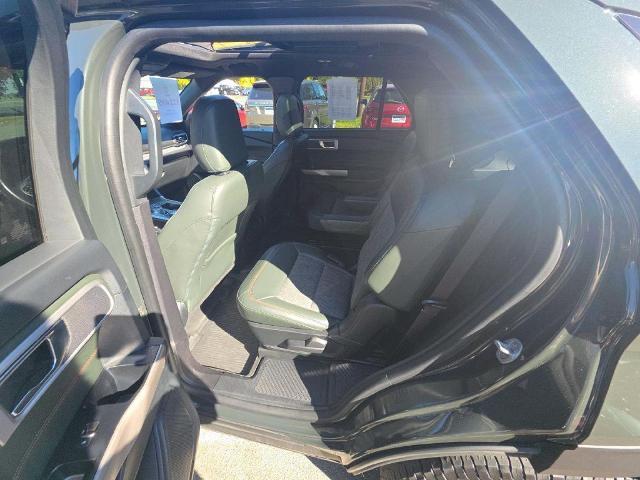 2022 Ford Explorer - $25,999