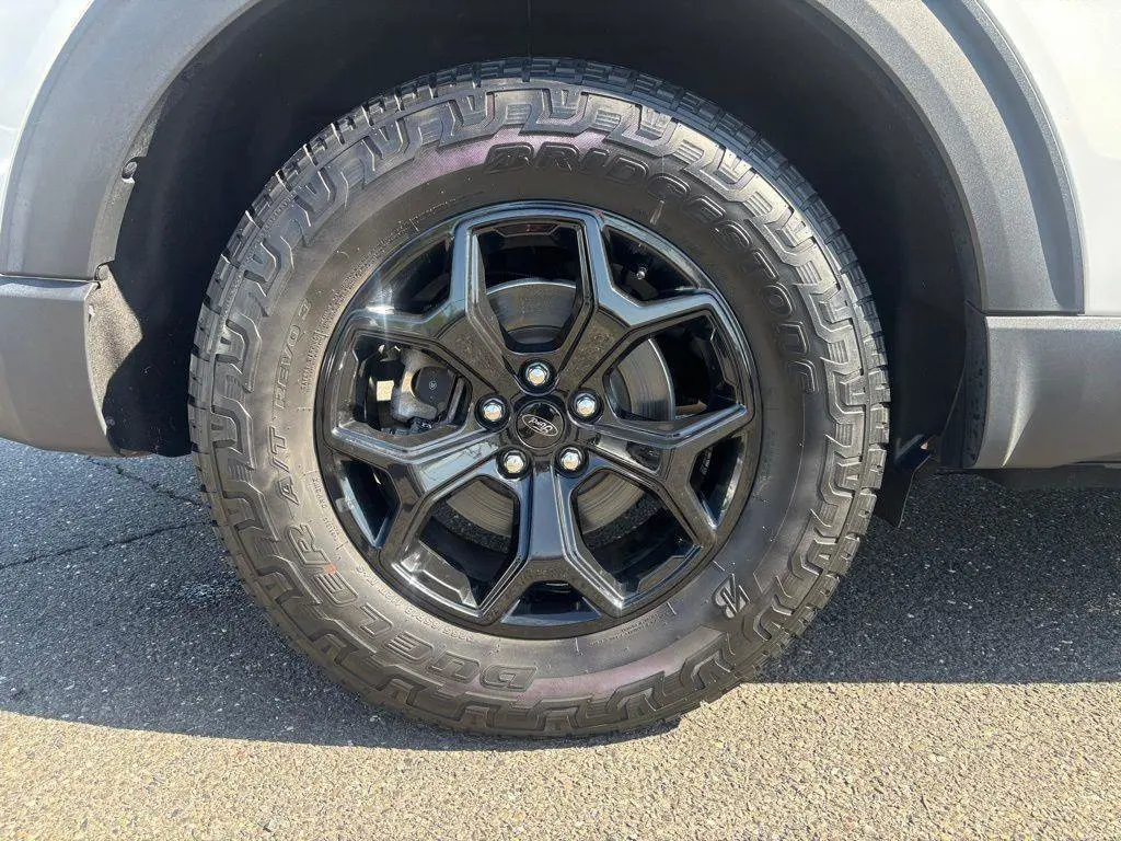 2023 Ford Explorer - $35,995