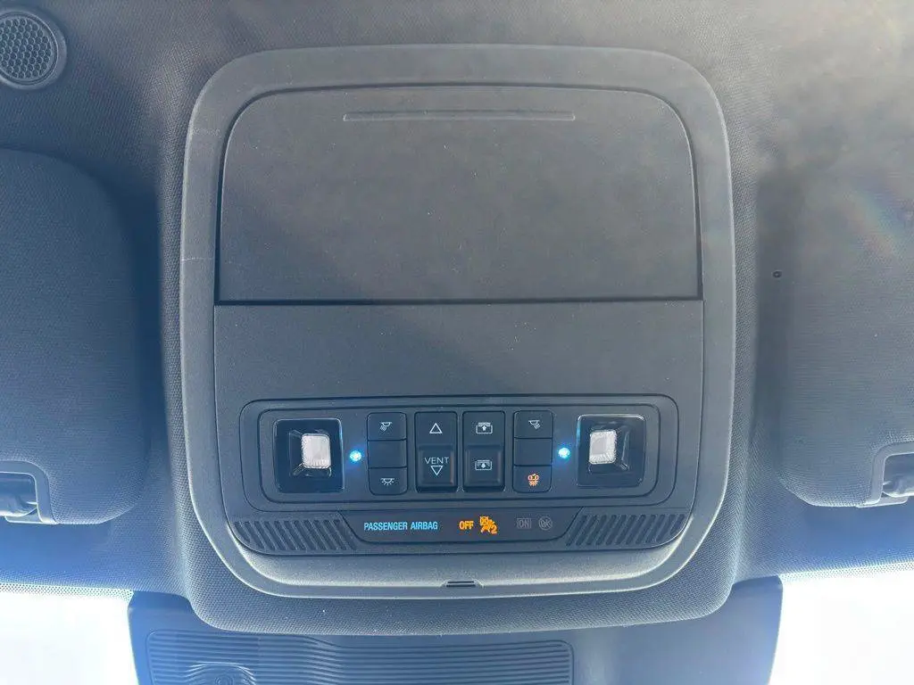 2023 Ford Explorer - $35,995