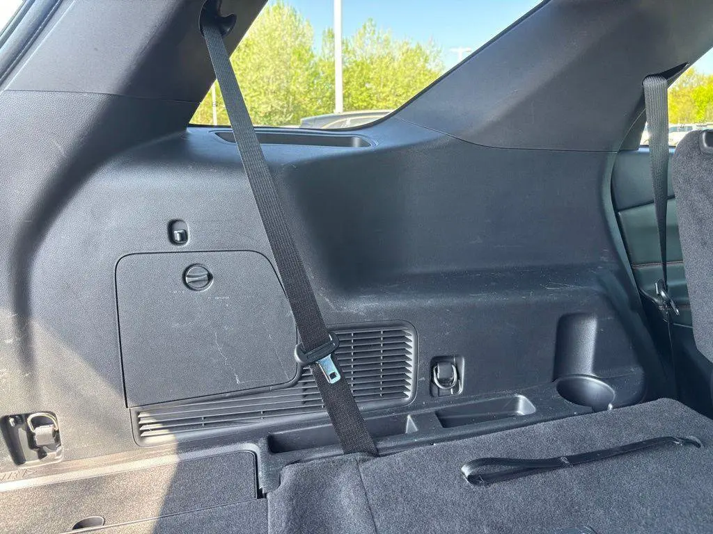 2023 Ford Explorer - $35,995