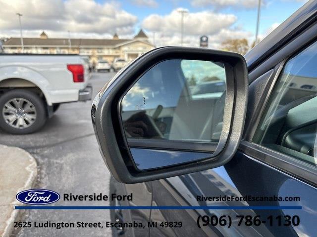 2023 Ford Explorer - $37,995