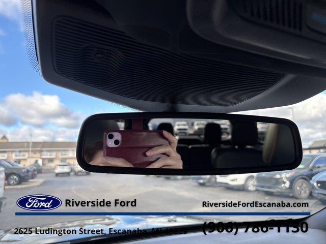 2023 Ford Explorer - $37,995