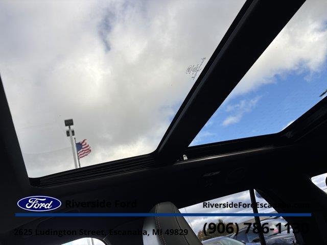 2023 Ford Explorer - $37,995