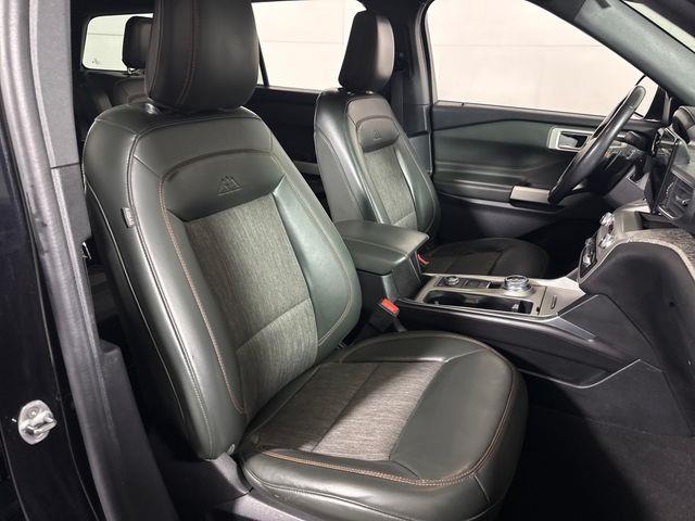 2022 Ford Explorer - $28,699