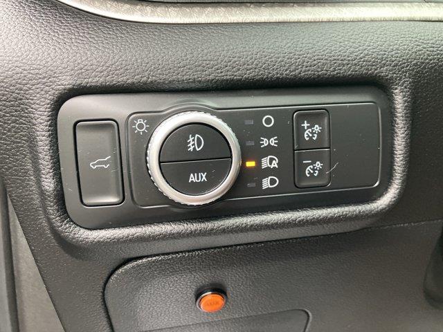 2021 Ford Explorer - $27,215