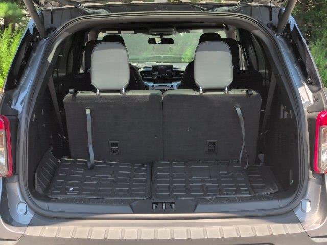 2022 Ford Explorer - $26,999