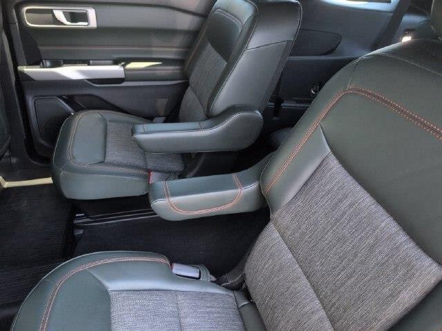 2022 Ford Explorer - $26,999
