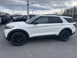 2022 Explorer Thumbnail 2