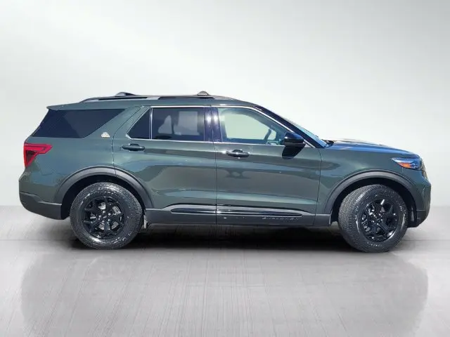 2022 Ford Explorer - $32,013
