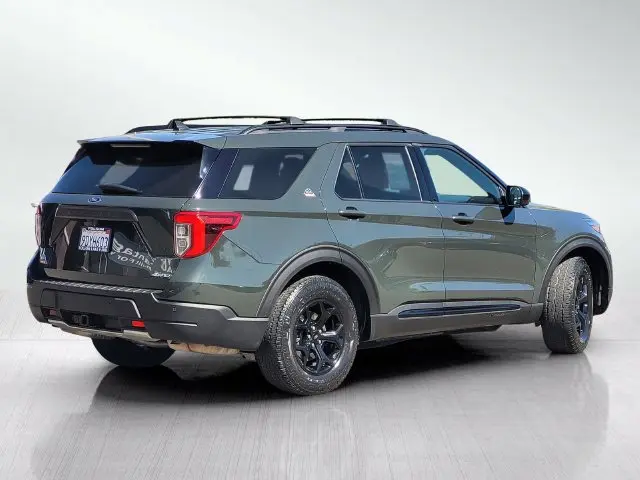 2022 Ford Explorer - $32,013