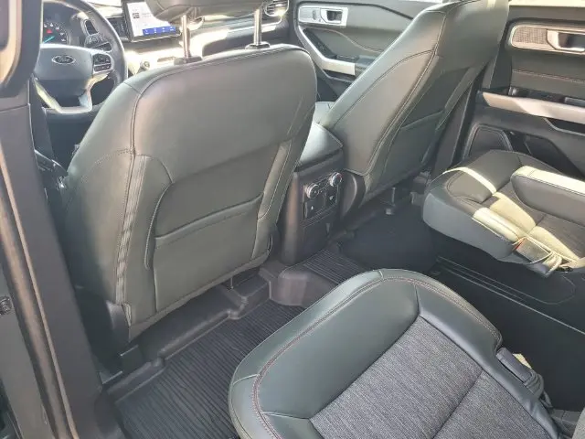 2022 Ford Explorer - $32,013