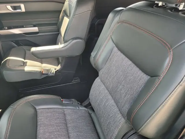 2022 Ford Explorer - $32,013