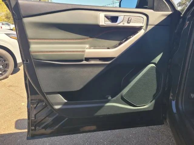 2022 Ford Explorer - $32,013