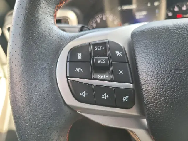 2022 Ford Explorer - $32,013