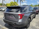 2023 Explorer Thumbnail 3