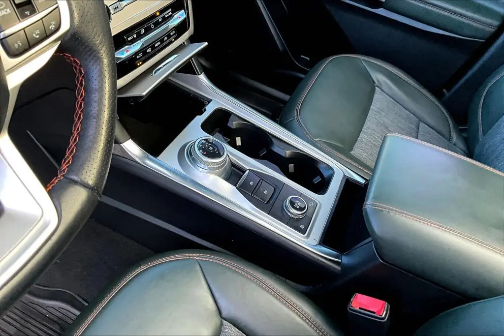 2023 Ford Explorer - $38,295