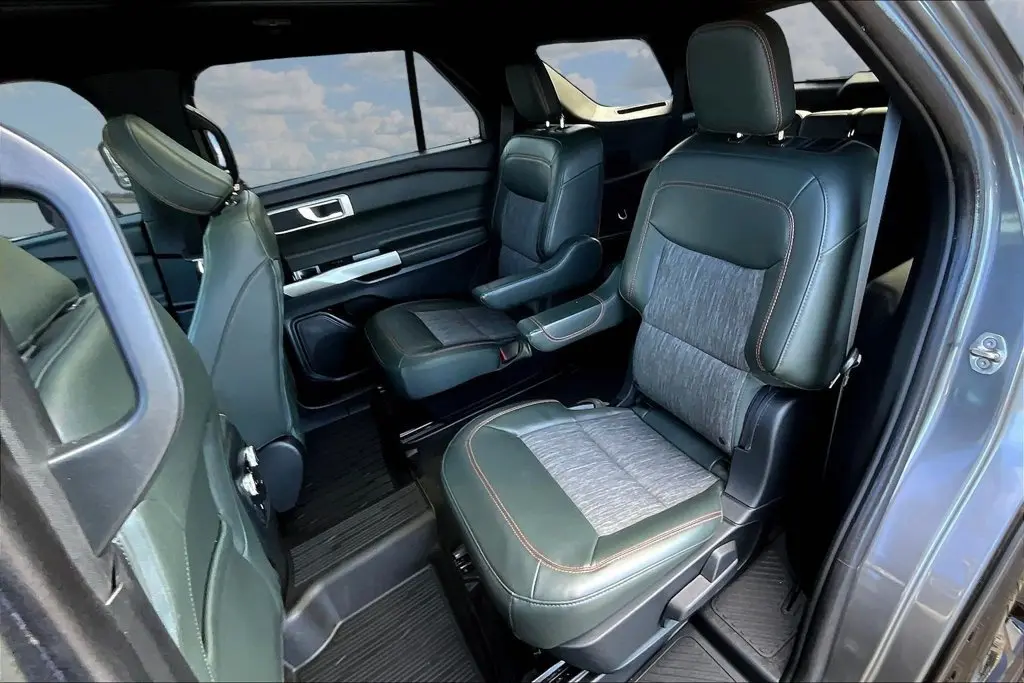 2023 Ford Explorer - $38,295