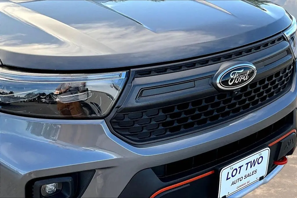 2023 Ford Explorer - $38,295