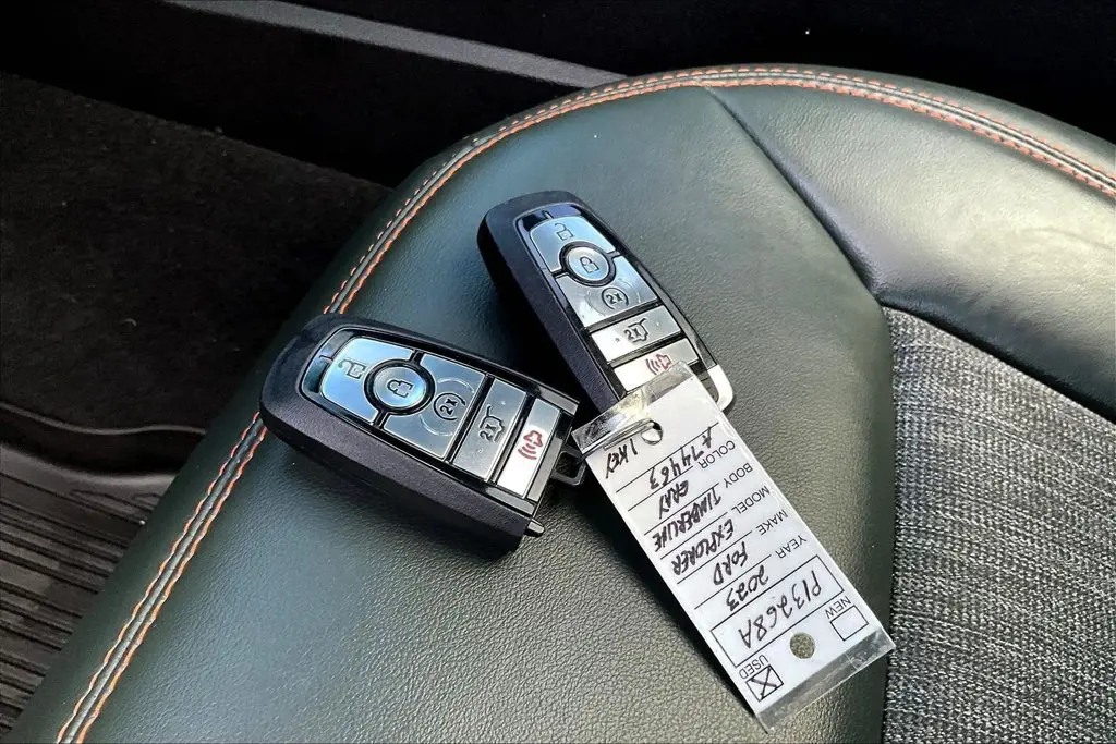 2023 Ford Explorer - $38,295