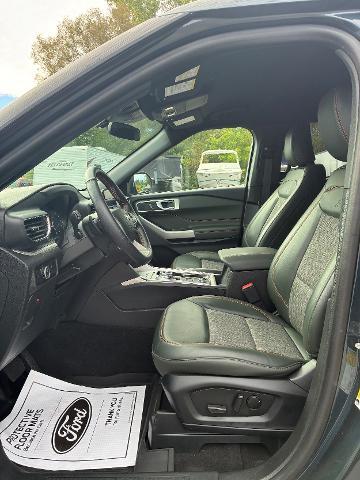 2023 Ford Explorer - $35,900