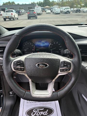2023 Ford Explorer - $35,900